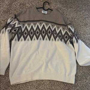 Old navy 2xl sweater perfect condition lightly used